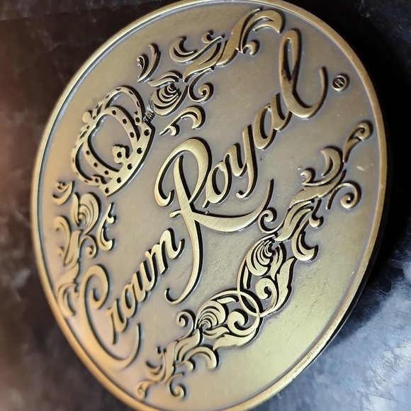 Crown Royal belt buckle - Picture 3 of 3
